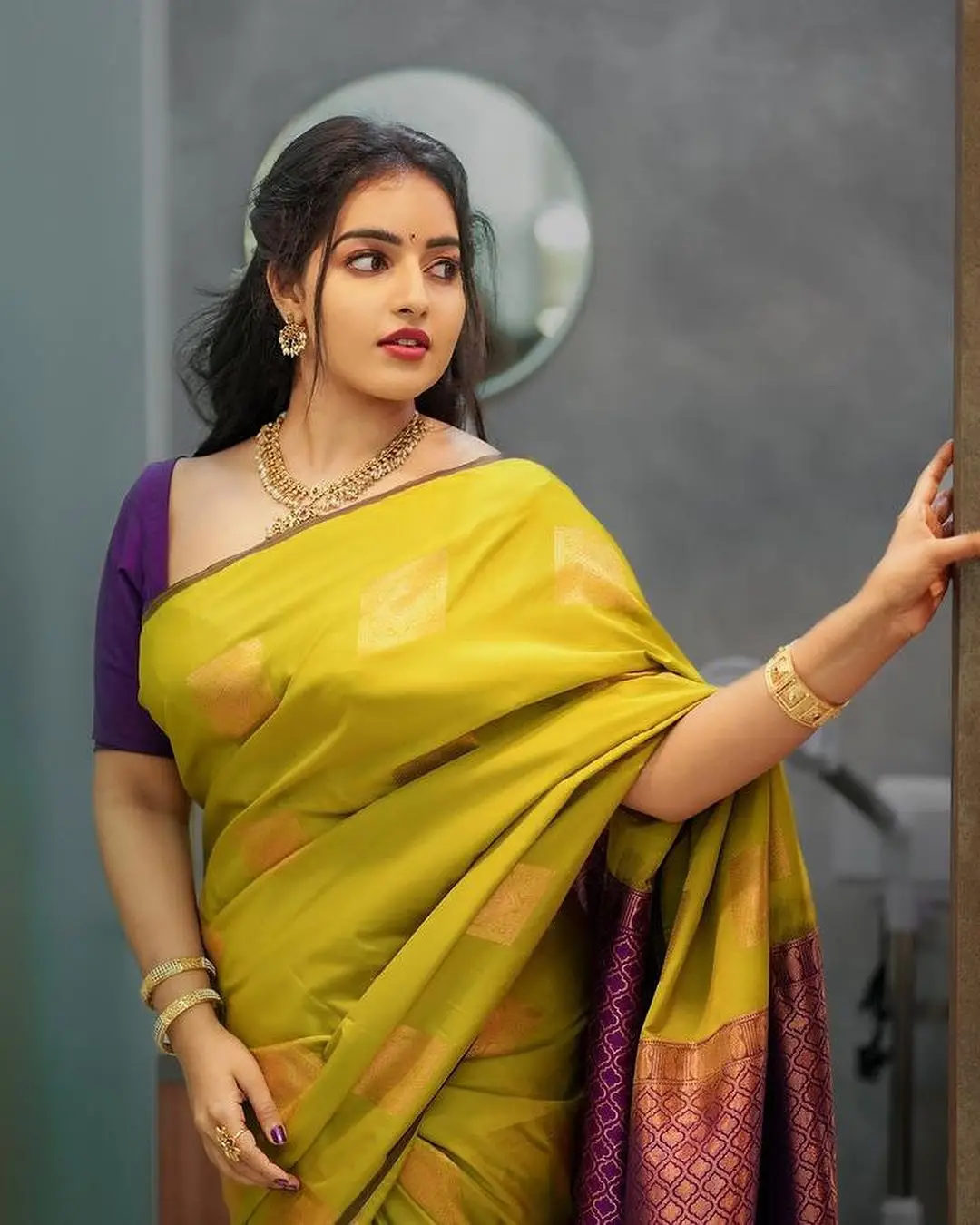 Malayalam Actress Malavika Menon In Green Saree Violet Blouse